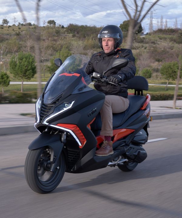 SCOOTER MITT GT-MAX 125