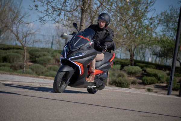 SCOOTER MITT GT-MAX 125 - Image 8