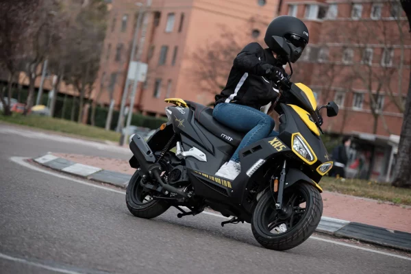 SCOOTER MITT XRS 50 - Image 12